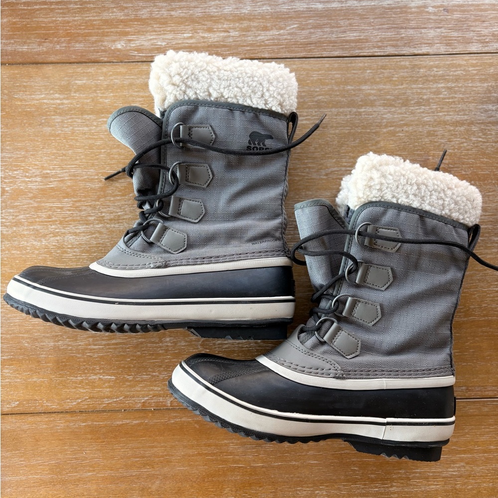 Sorel Caribou Women’s Waterproof Boots